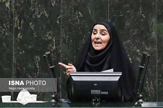 وزیر راه و شهرسازی: برای اجرای احکام برنامه با کمبود منابع مالی مواجه هستیم